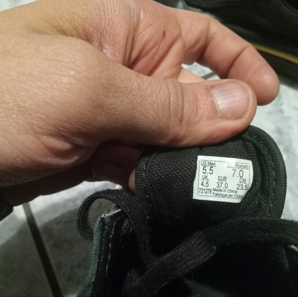 Rasta old skool vans - Picture 2 of 2